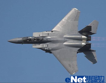MAYA打造F15戰(zhàn)斗機模型 武林網(wǎng) MAYA建模教程