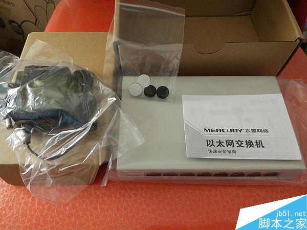 電源適配器和貼腳 電源適配器和貼腳