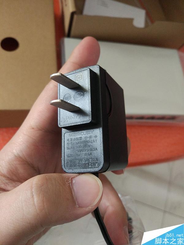 9V 0.6A的電源適配器 9V 0.6A的電源適配器