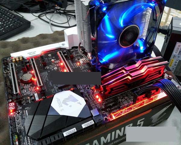 AMD新3A銳龍裝機(jī) 8000元R7-1700X配RX480配置推薦