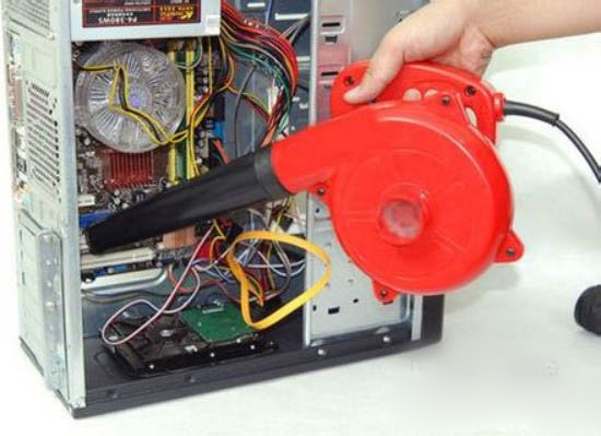 電腦死機畫面定格是什么原因?