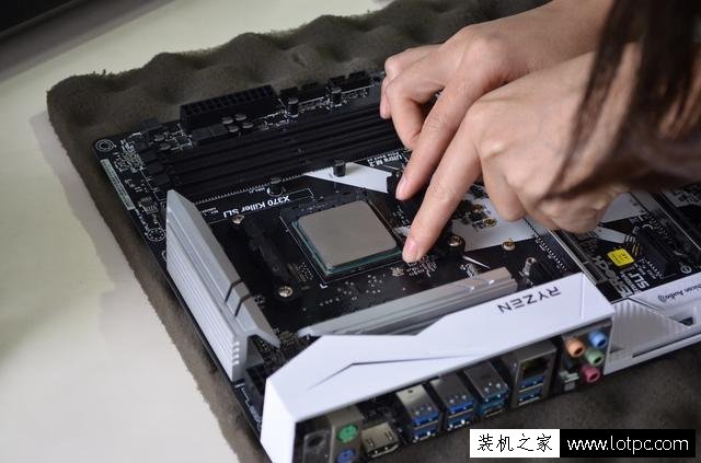 美女教您如何裝機!AMD銳龍Ryzen7-1700X電腦組裝教程