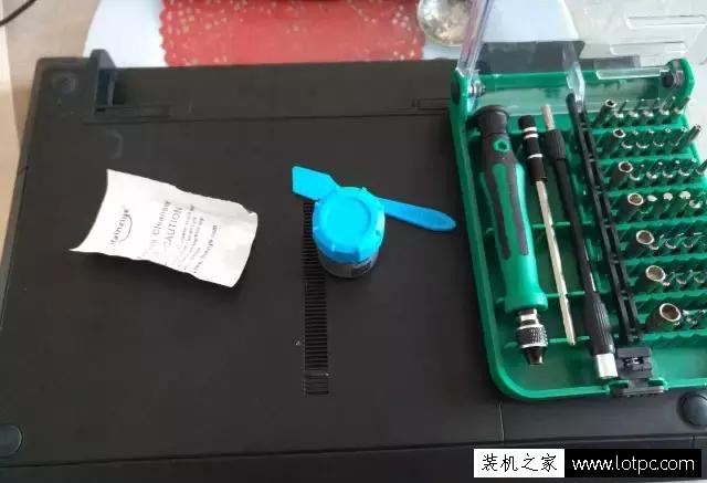 筆記本cpu怎么更換散熱硅脂？筆記本電腦cpu涂硅脂教程