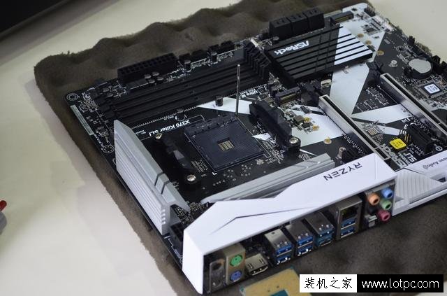美女教您如何裝機!AMD銳龍Ryzen7-1700X電腦組裝教程