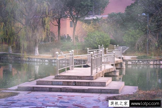 PhotoShop為照片加上霧氣蒙蒙效果的教程