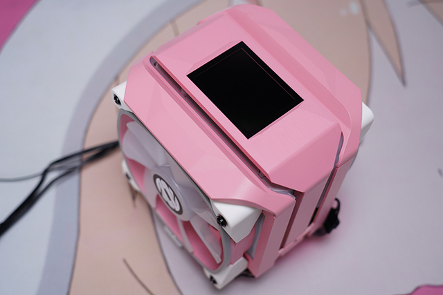 粉萌可愛的狐妖小紅娘，猛男粉主題定制裝機