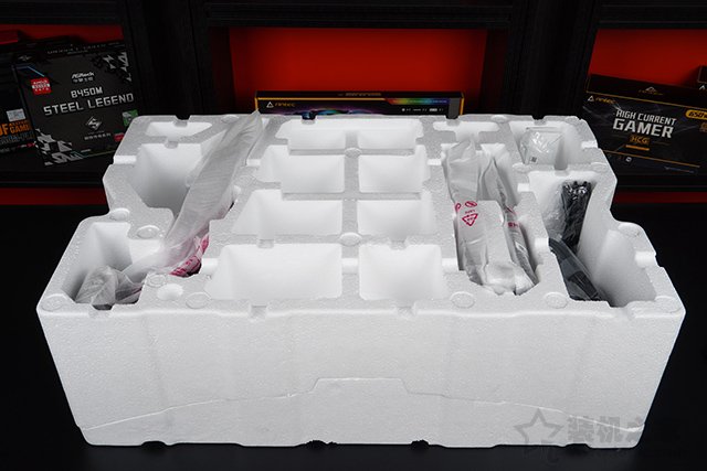 螞蟻電競戰煌（ANT32VQC）新品顯示器開箱入手體驗！