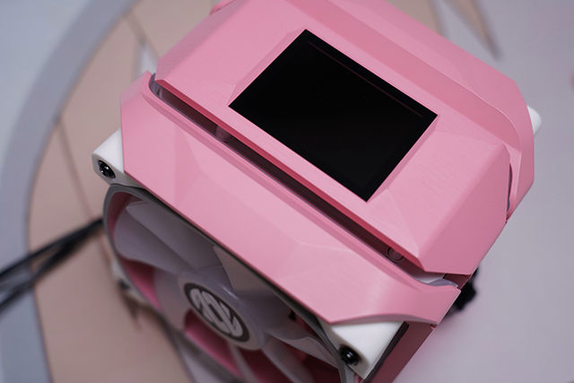 粉萌可愛的狐妖小紅娘，猛男粉主題定制裝機