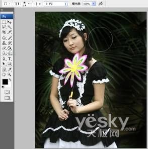 photoshop營造夢幻效果_神秘園中的精靈_網頁教2學網webjx.com整理轉載