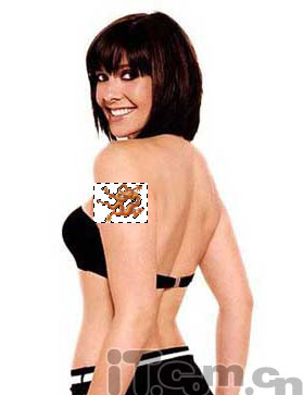 簡單photoshop教程：給手臂加紋身