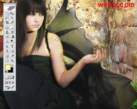 photoshop筆刷制作光照對(duì)比度效果照片