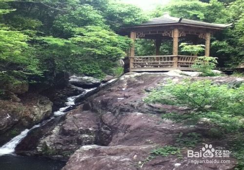 如何在幻燈片中插入多首音樂?